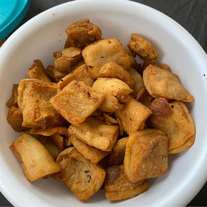 Meet your Posher, Adan